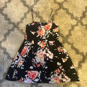 Material Girl Floral Dress Size Large